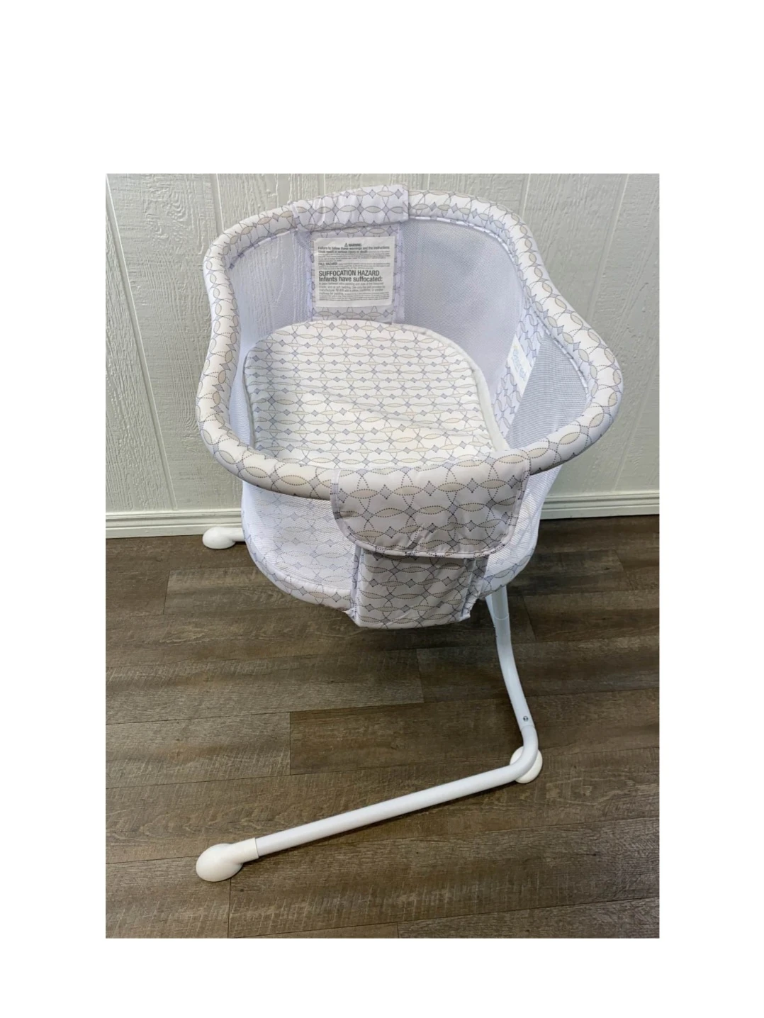 Baby Bassinet with Mesh Sides - photo 3
