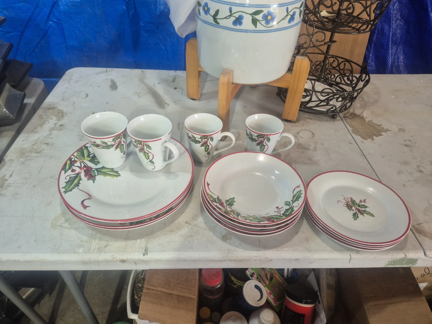 Christmas Holly Berry Mugs and Plates Set