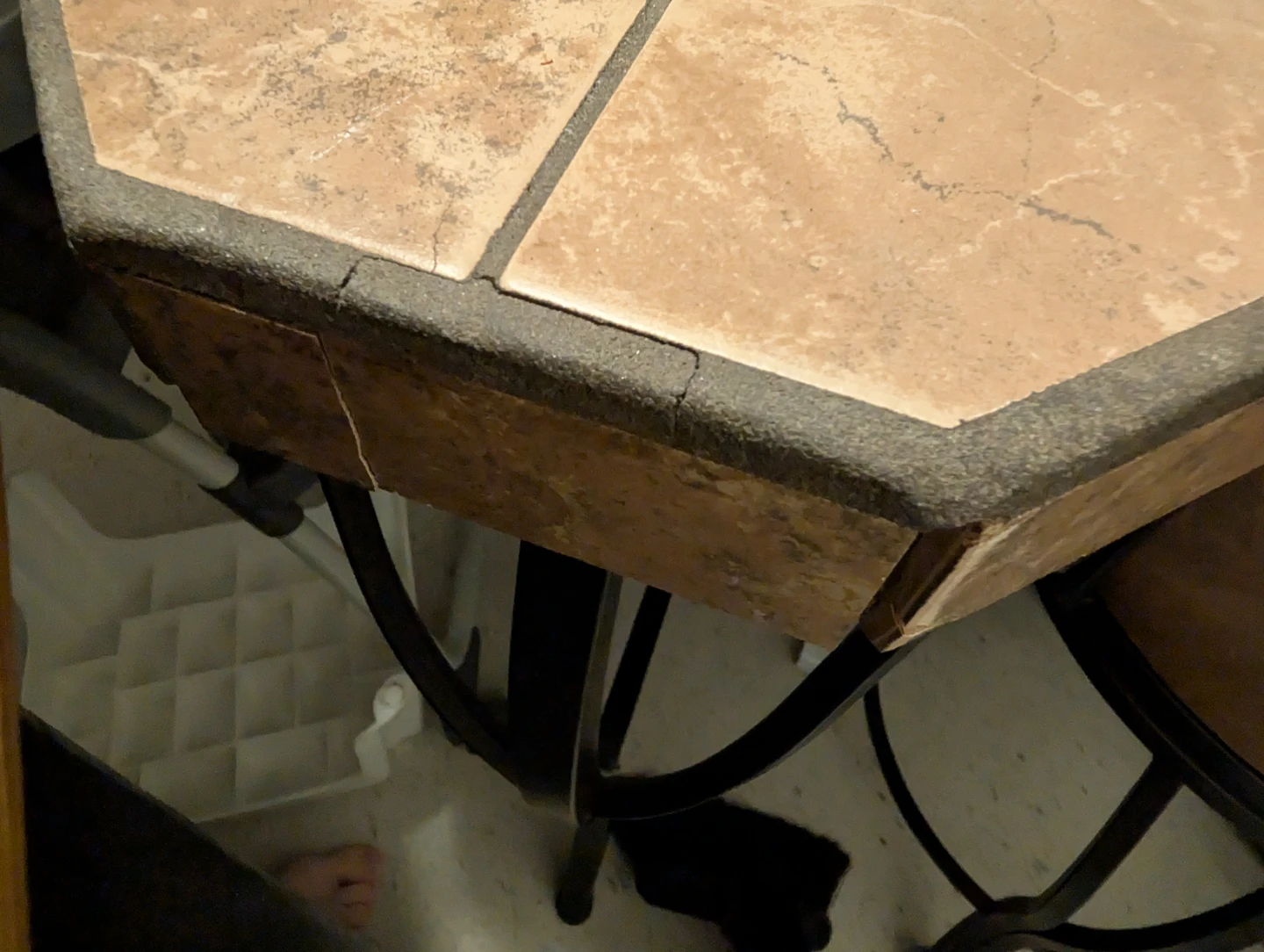 Tiled Dining Table and Chairs Set - photo 2