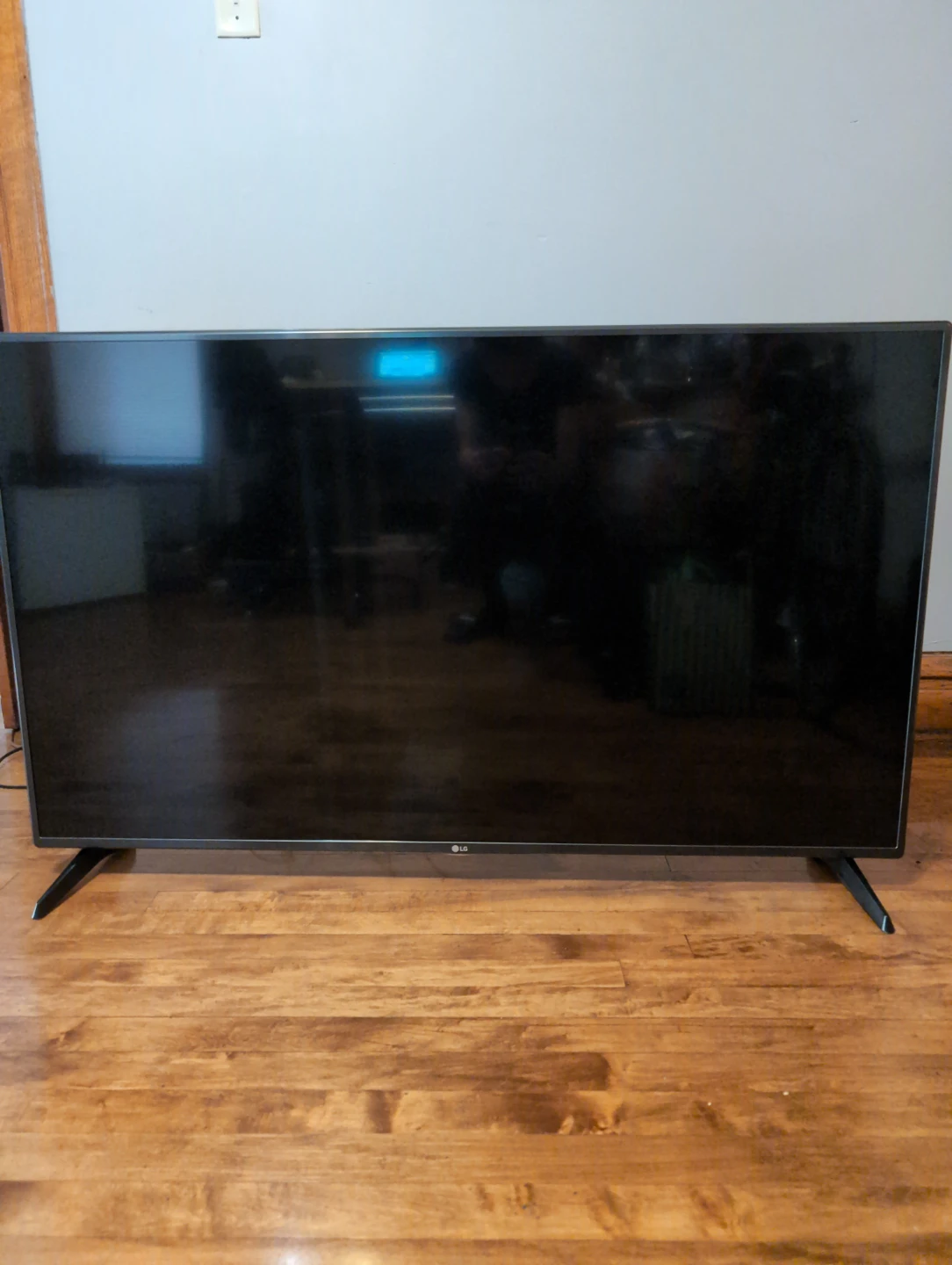 LG 55-inch TV. - photo 5