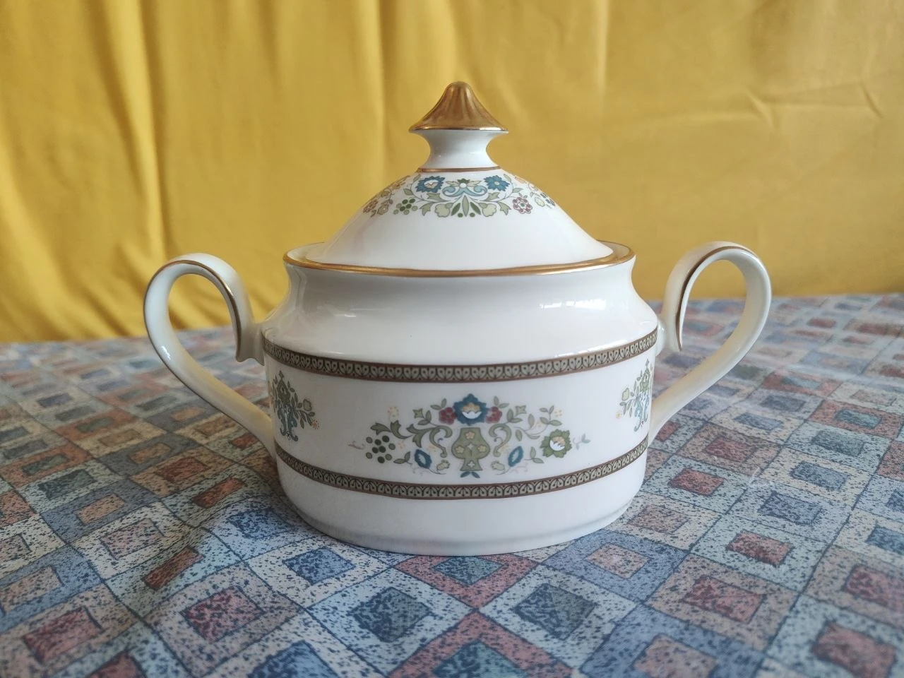 Vintage Minton Henley Fine Bone China Lidded Sugar Bowl