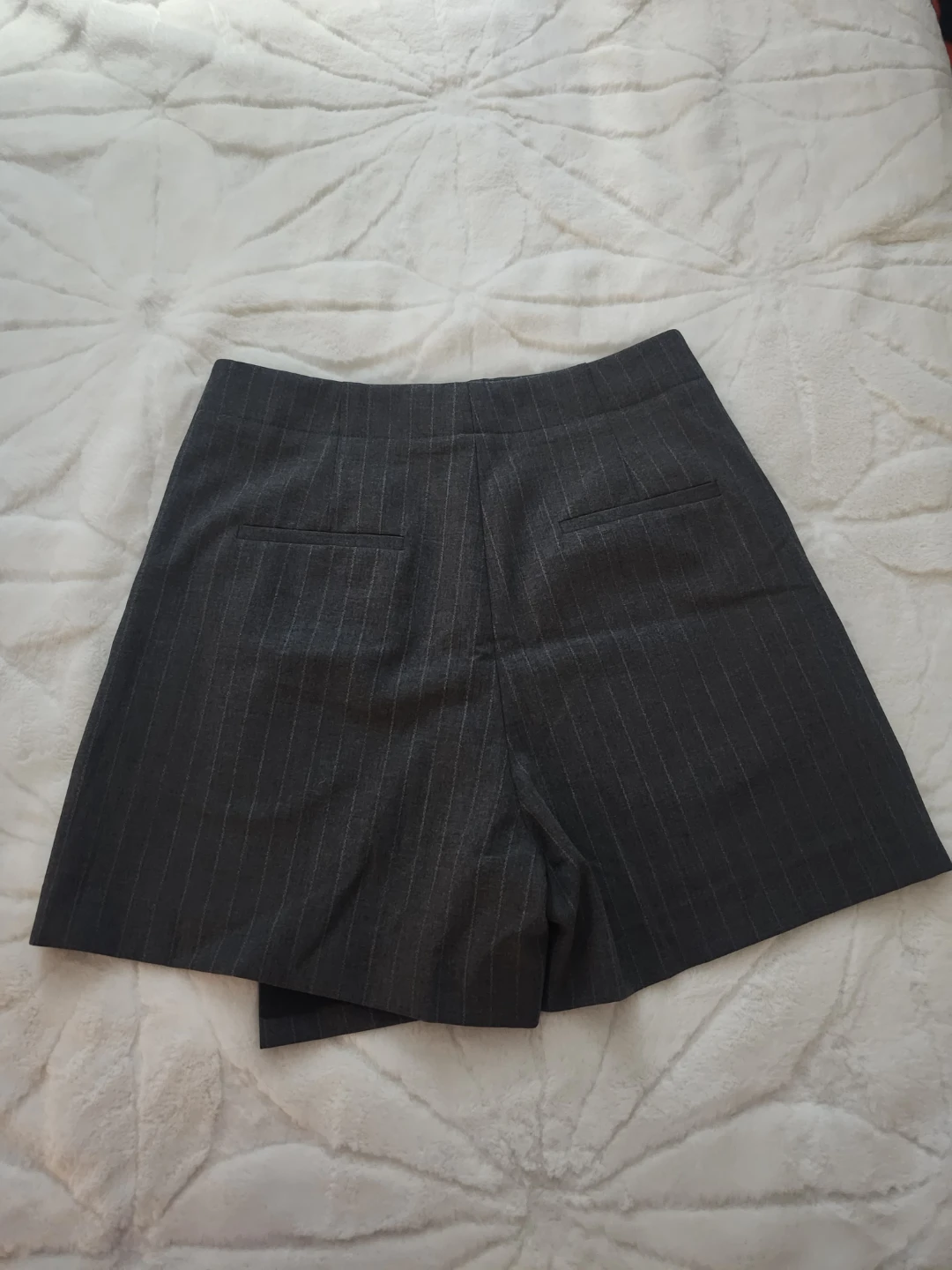 Mirra Masa Pinstripe Skort - photo 4
