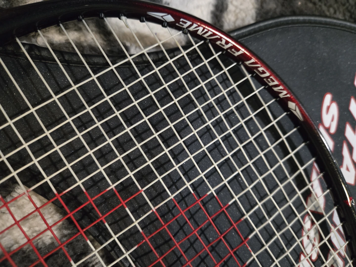 Yonex Isometric TRi 75 Badminton Racquet with Wilson Case - photo 3