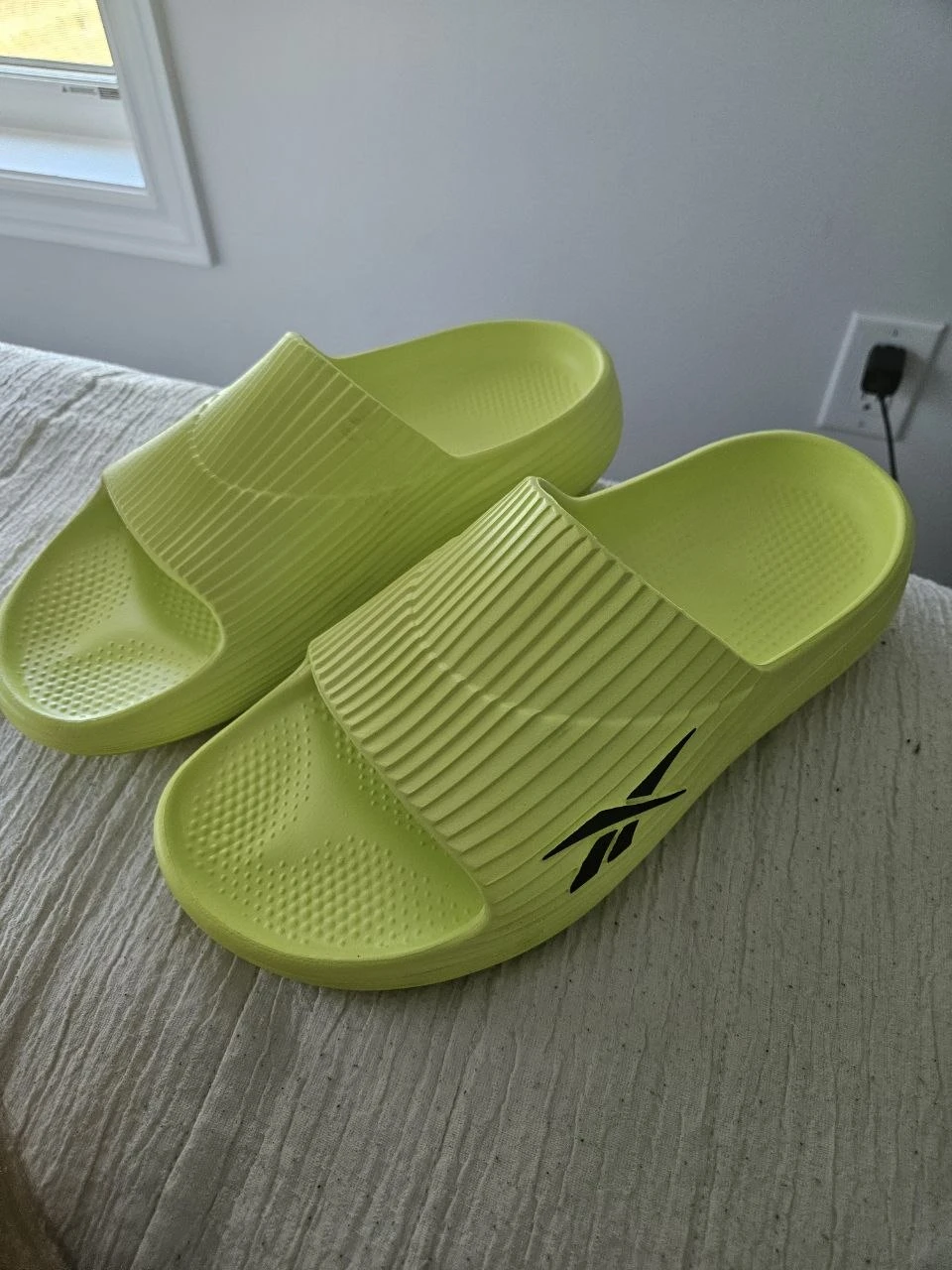 Reebok Slides - Neon Yellow - photo 2