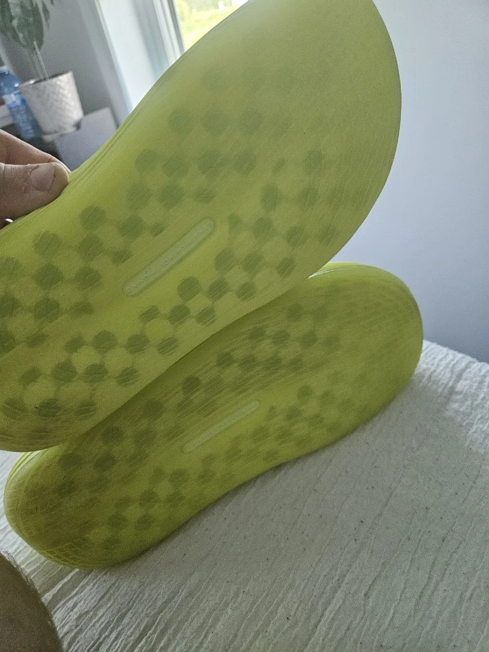 Reebok Slides - Neon Yellow - photo 3
