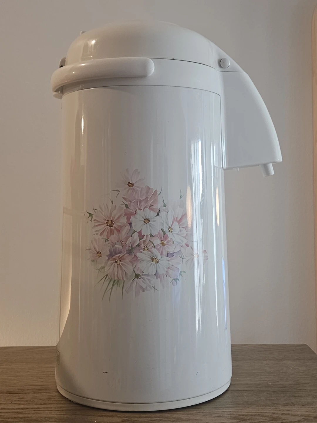 Tiger Air Pump Hot Water Dispenser