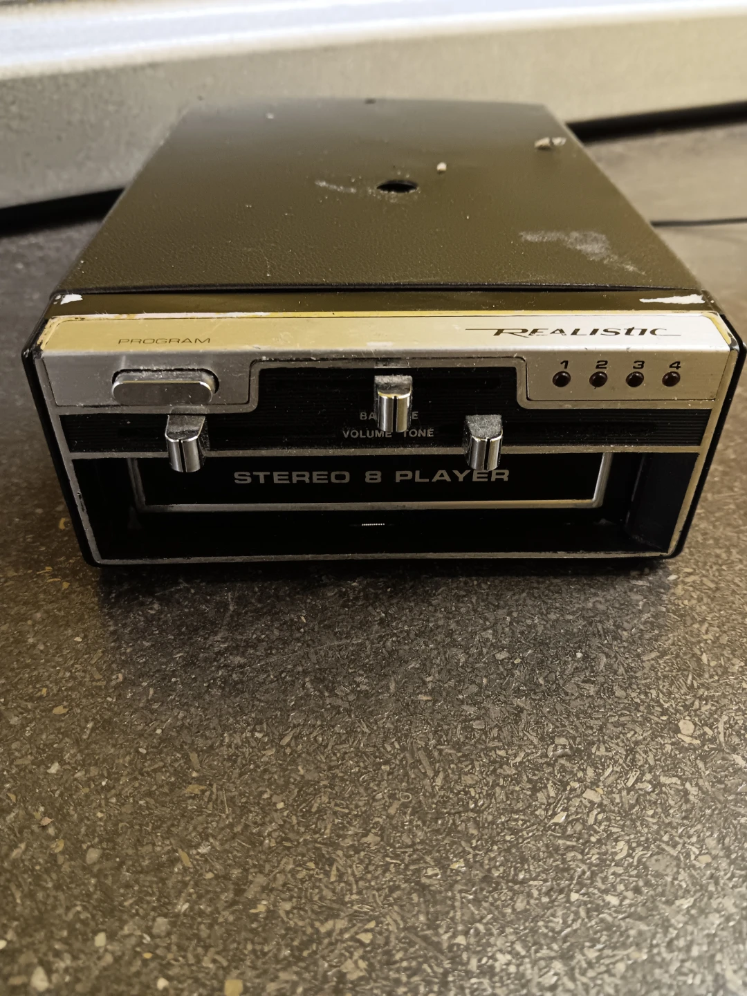 Realistic Stereo 8 track Player - photo 2