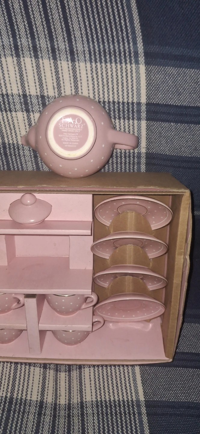 FAO Schwarz Pink Polka Dot Tea Set Toy - photo 2