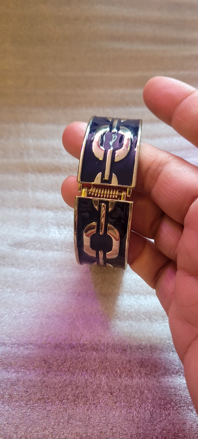 Gold Tone hinged Bangle Bracelet with Navy Enamel Chain Design - photo 2
