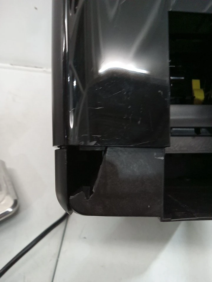 Philips 3300 Series LatteGo Espresso Machine- AS IS - photo 4