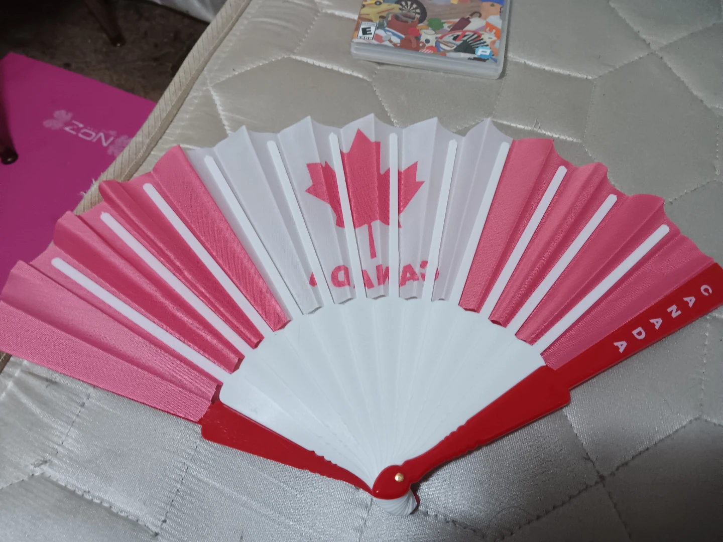 Canada Flag Folding Fan - photo 3