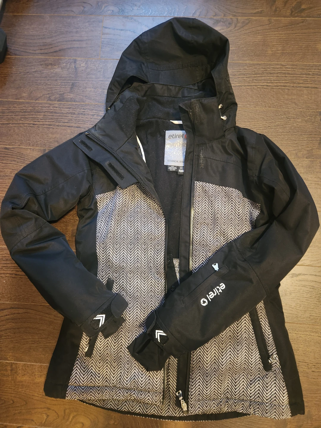Etirel Ski Jacket Women
