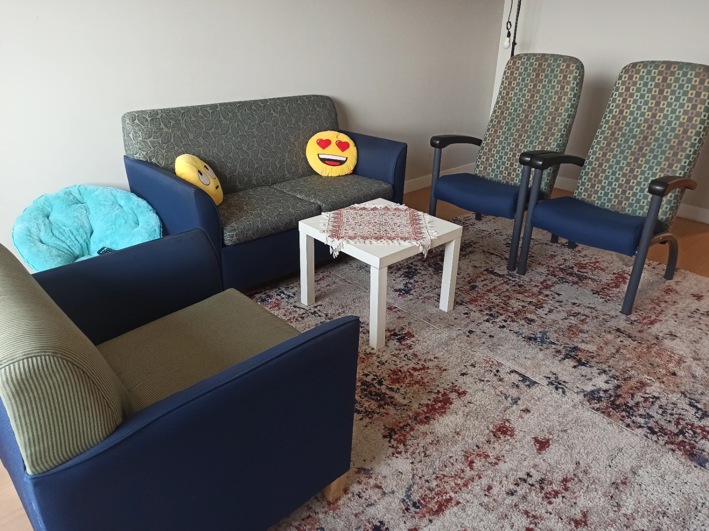5-piece living room set - photo 5