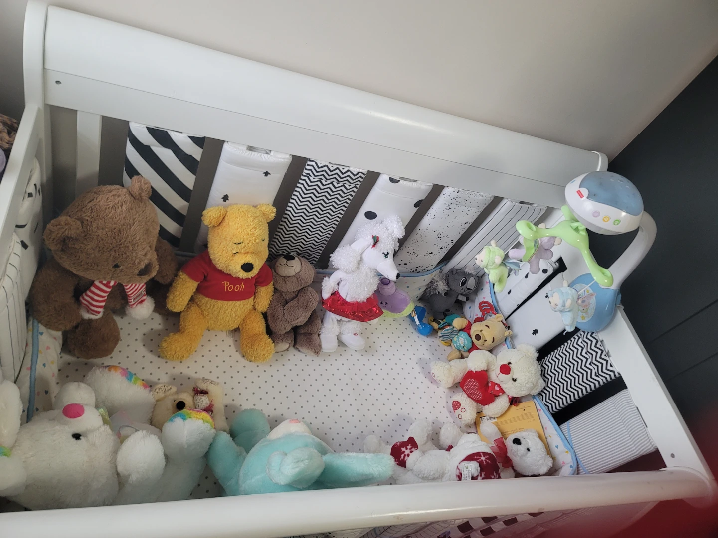 White Baby Crib with Toys and Mobile - photo 2