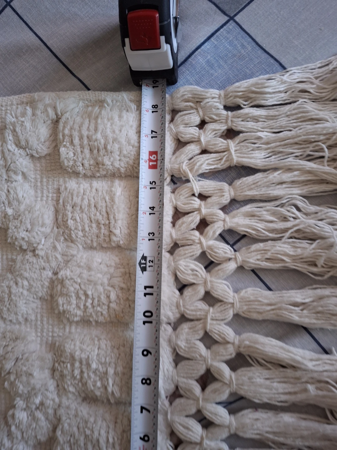 Cream Tufted Macrame Wall Hanging - photo 4