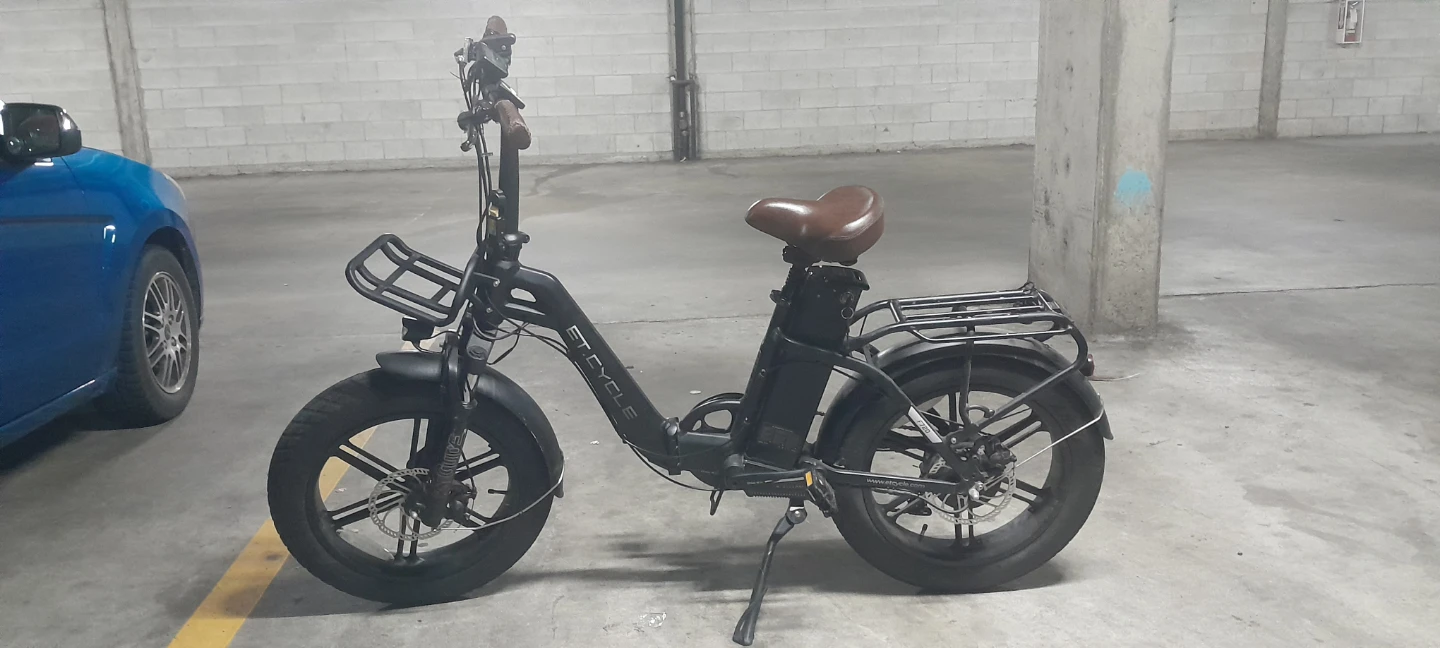 ET Cycle Electric Folding Fat Tire Bike
