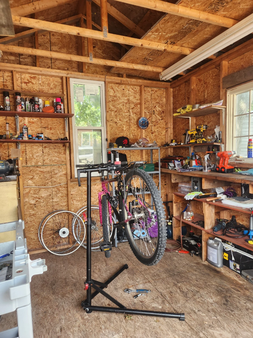 Bicycle repair shop - photo 2