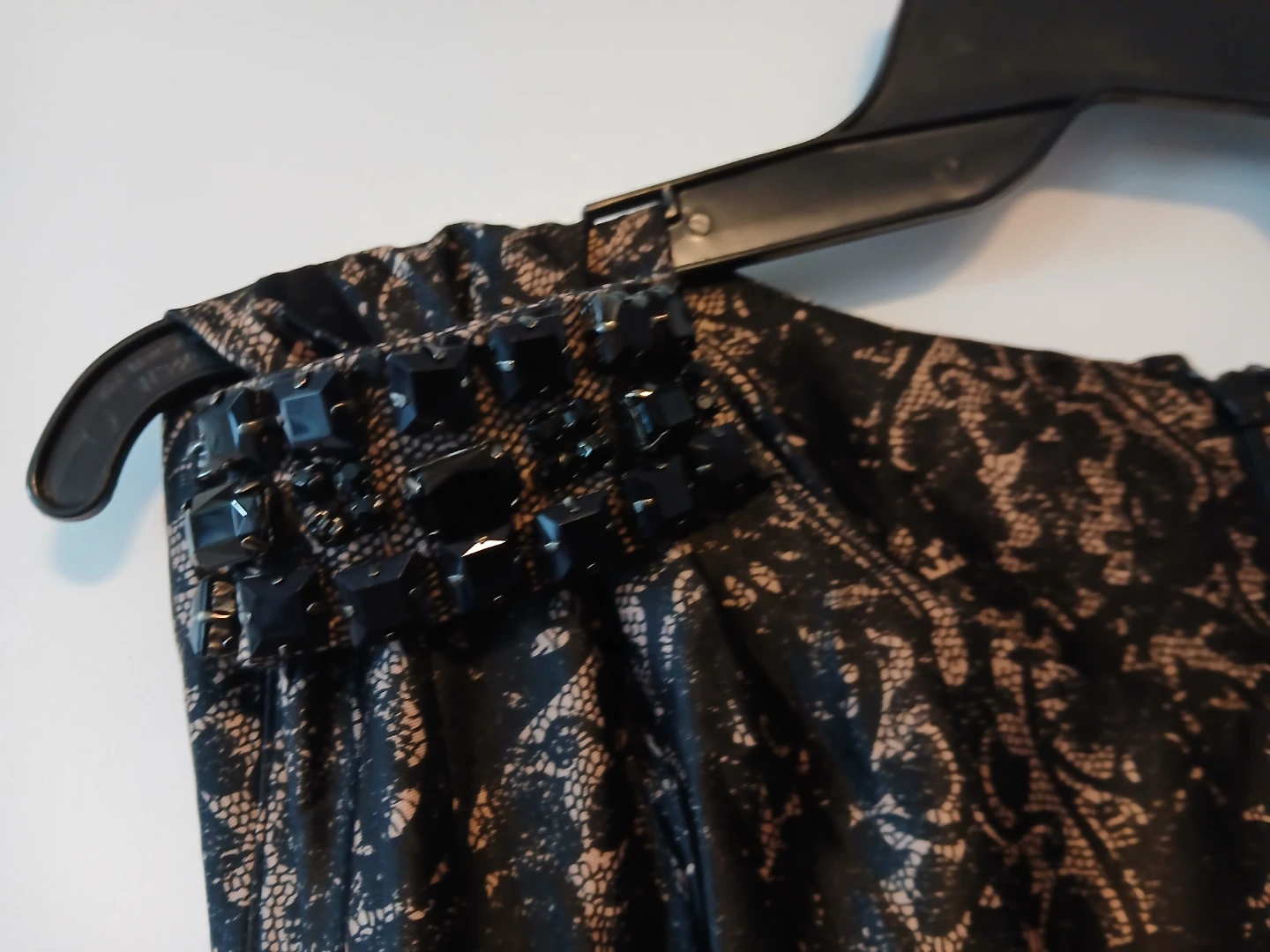 Black Damask Sleeveless Lace Pattern Dress. Size 4. - photo 5