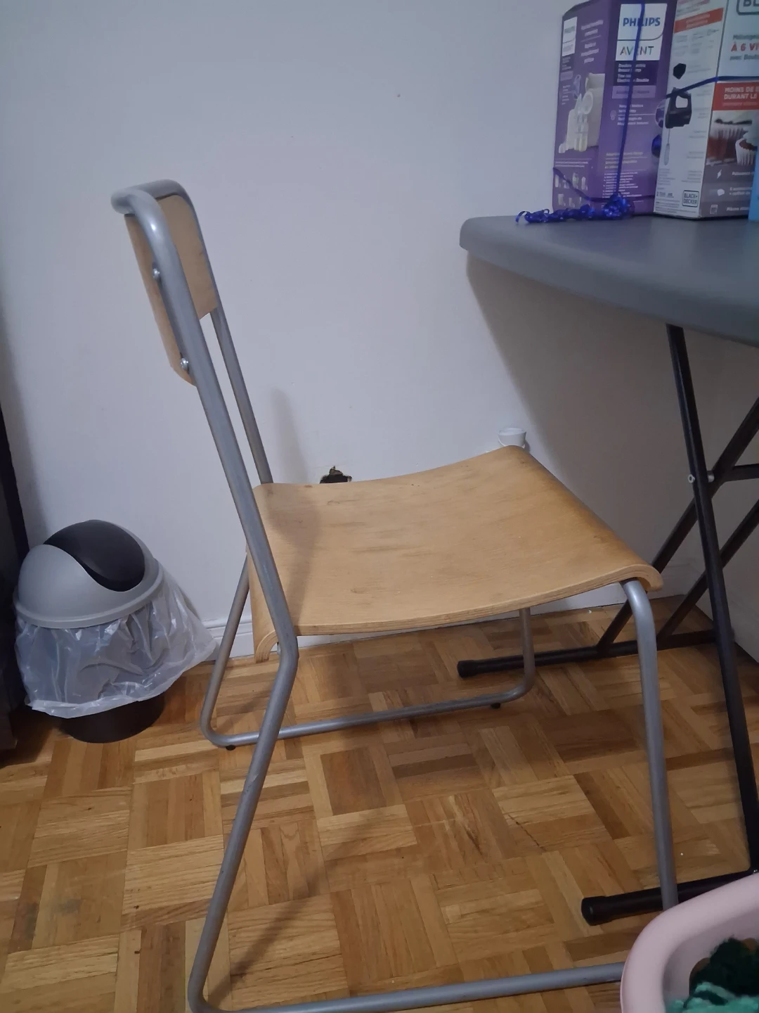 Folding Chair with Wood Seat