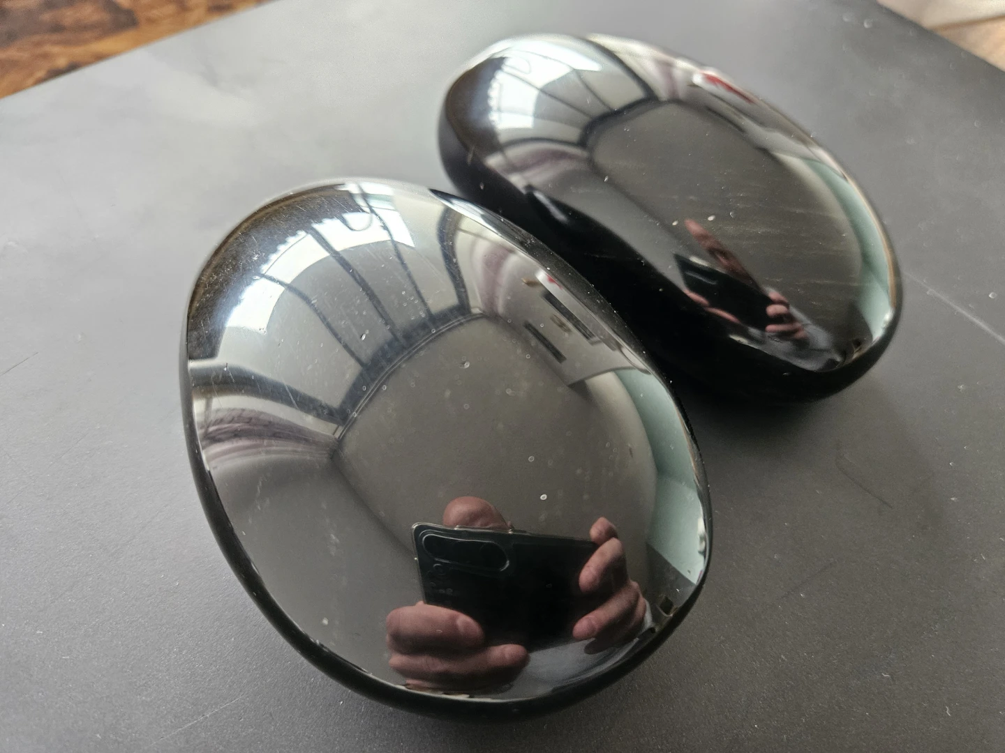 Black obsidian palm stone - photo 3