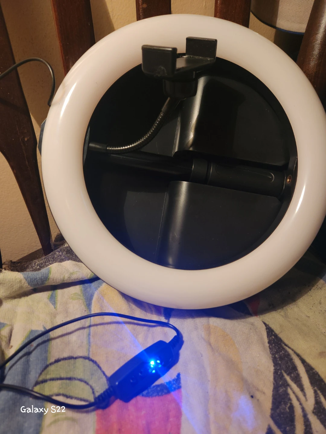SUNPAK Ring Light with Phone Holder and Bag - photo 2