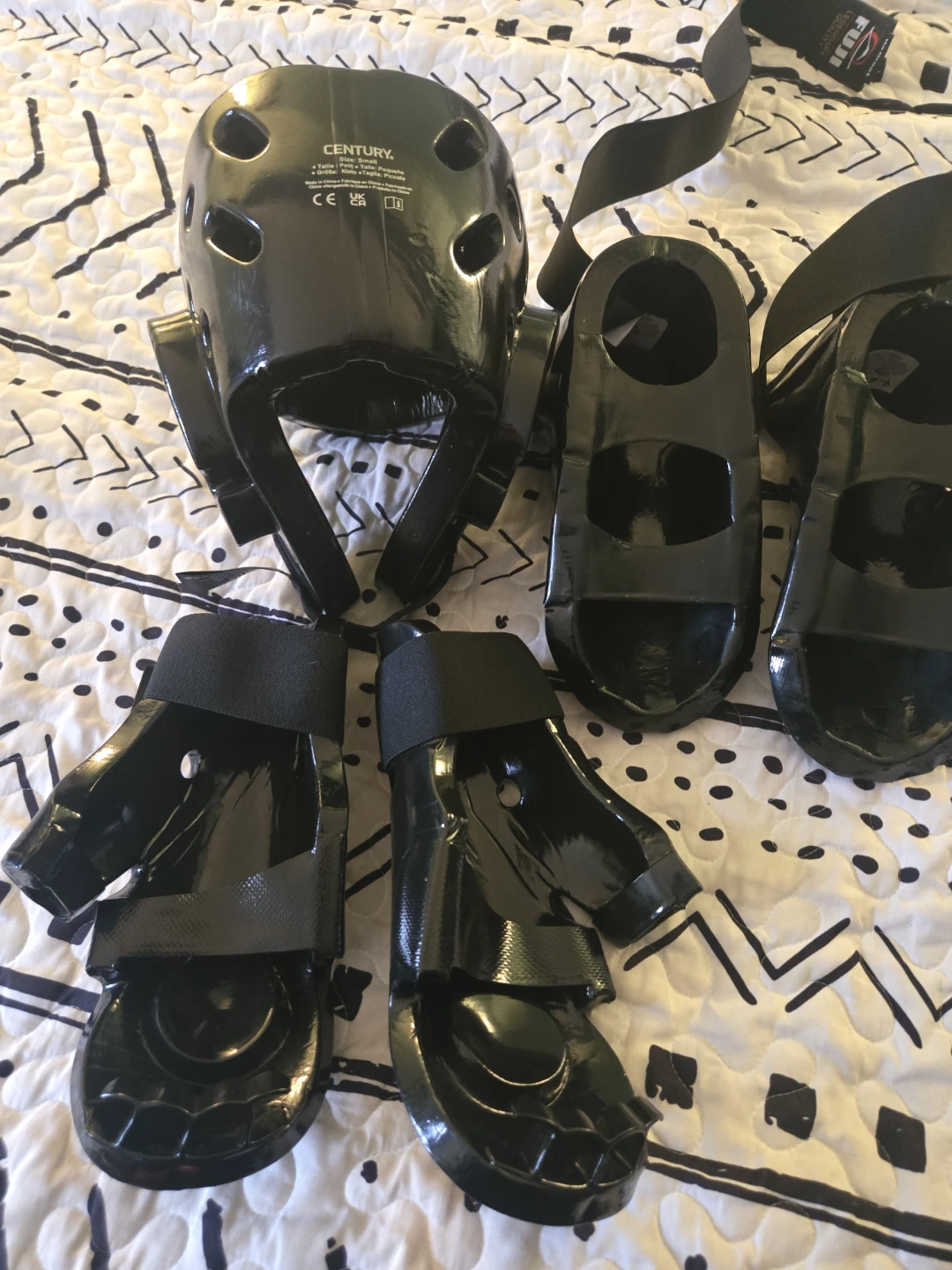 Century Martial Arts Headgear, Gloves, and Foot Gear Set - photo 2