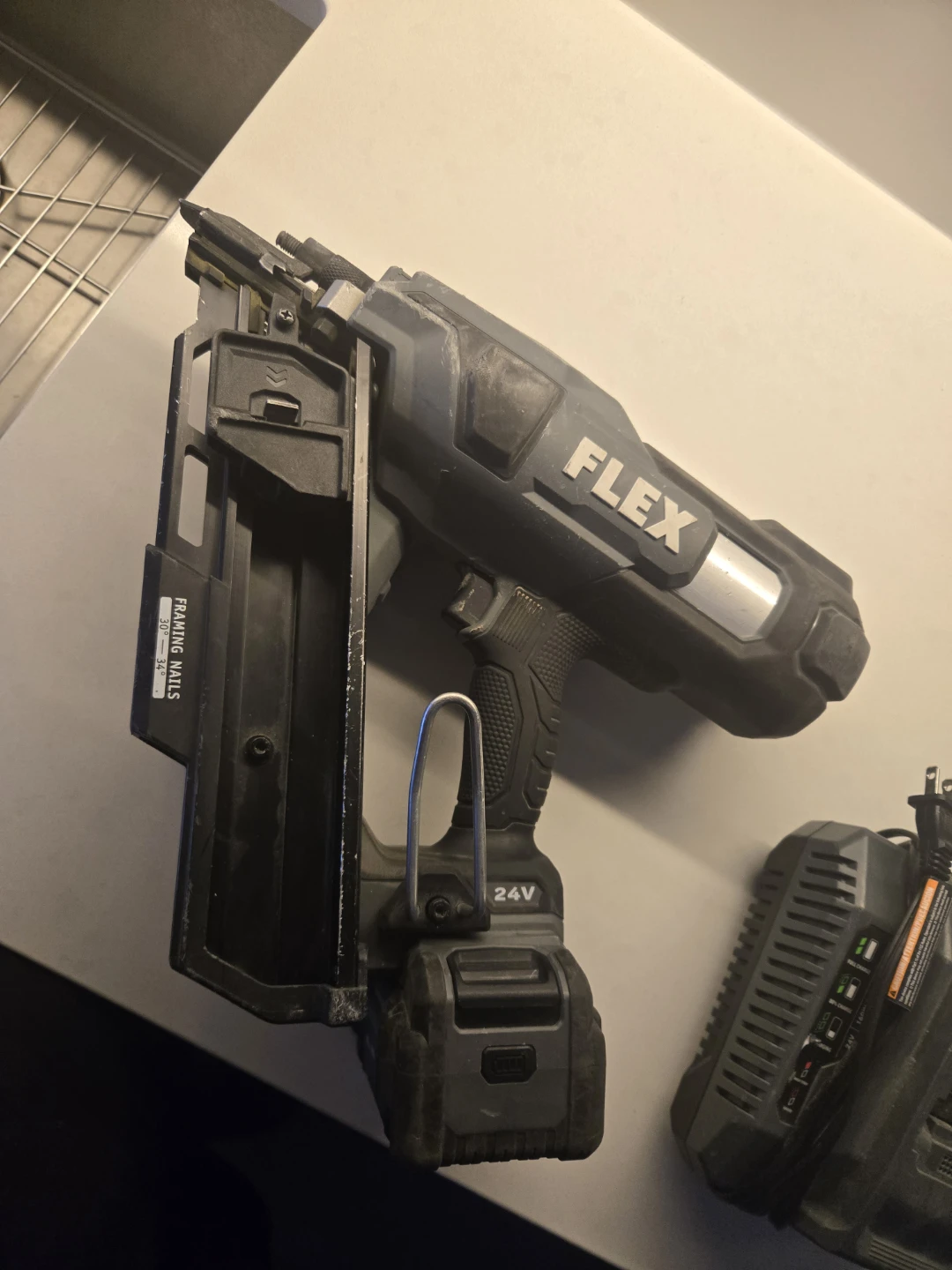 FLEX 24V Lithium Framing Nailer FX431B