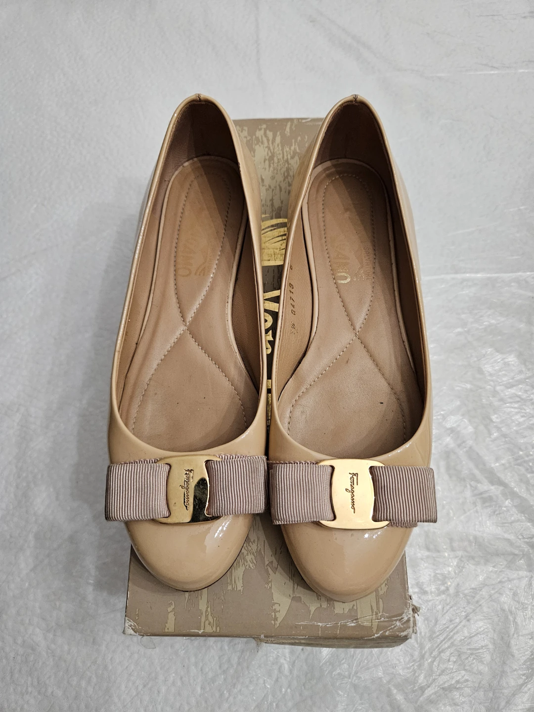 Ferragamo flats size 7