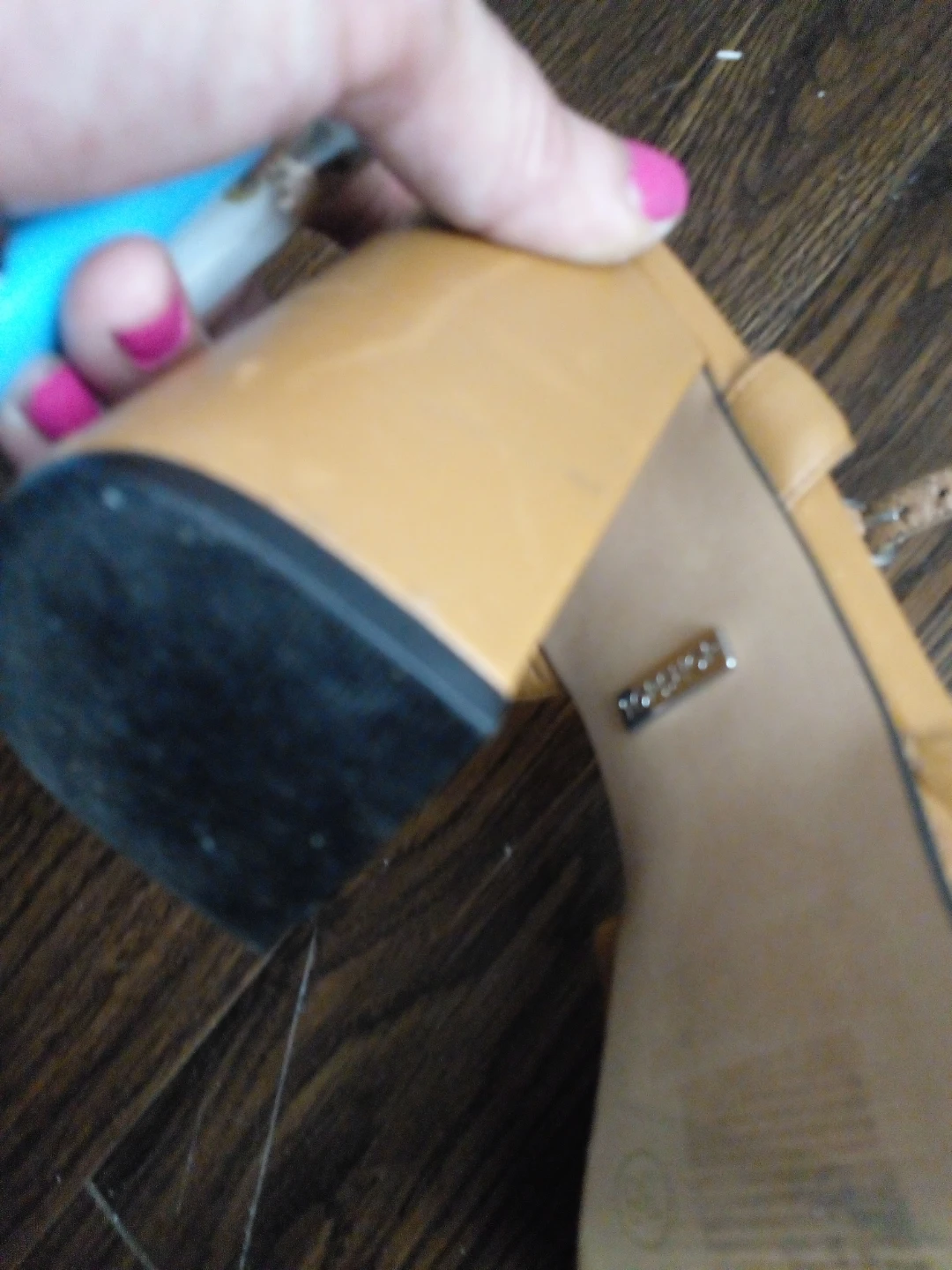Tan Leather Block Heel Sandals - photo 3