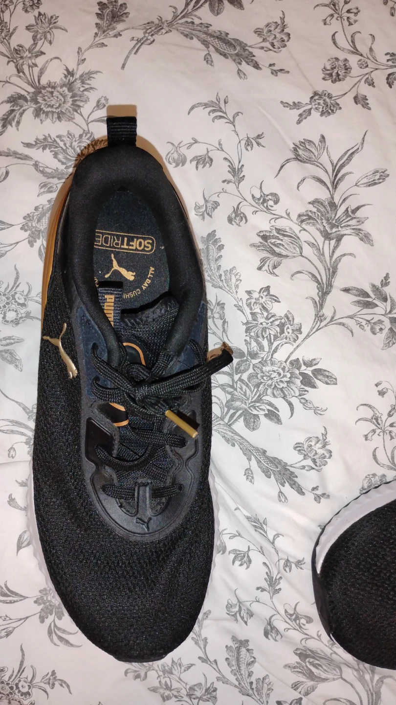 Puma Softride running shoes in black and gold - photo 2