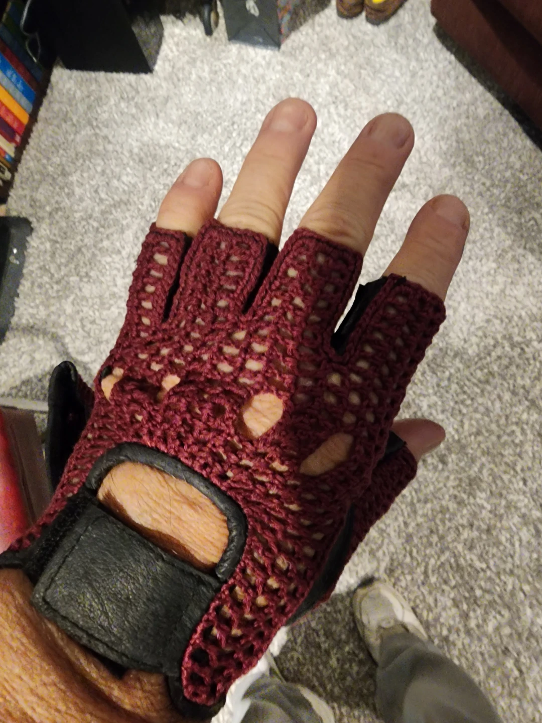 Fingerless Driving Gloves - Burgundy & Black - photo 3