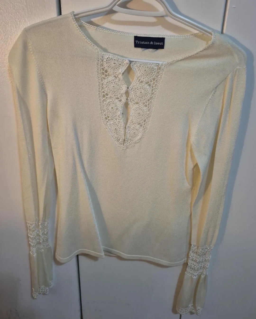 Tristan & Iseult Cream Lace Detail Sweater
