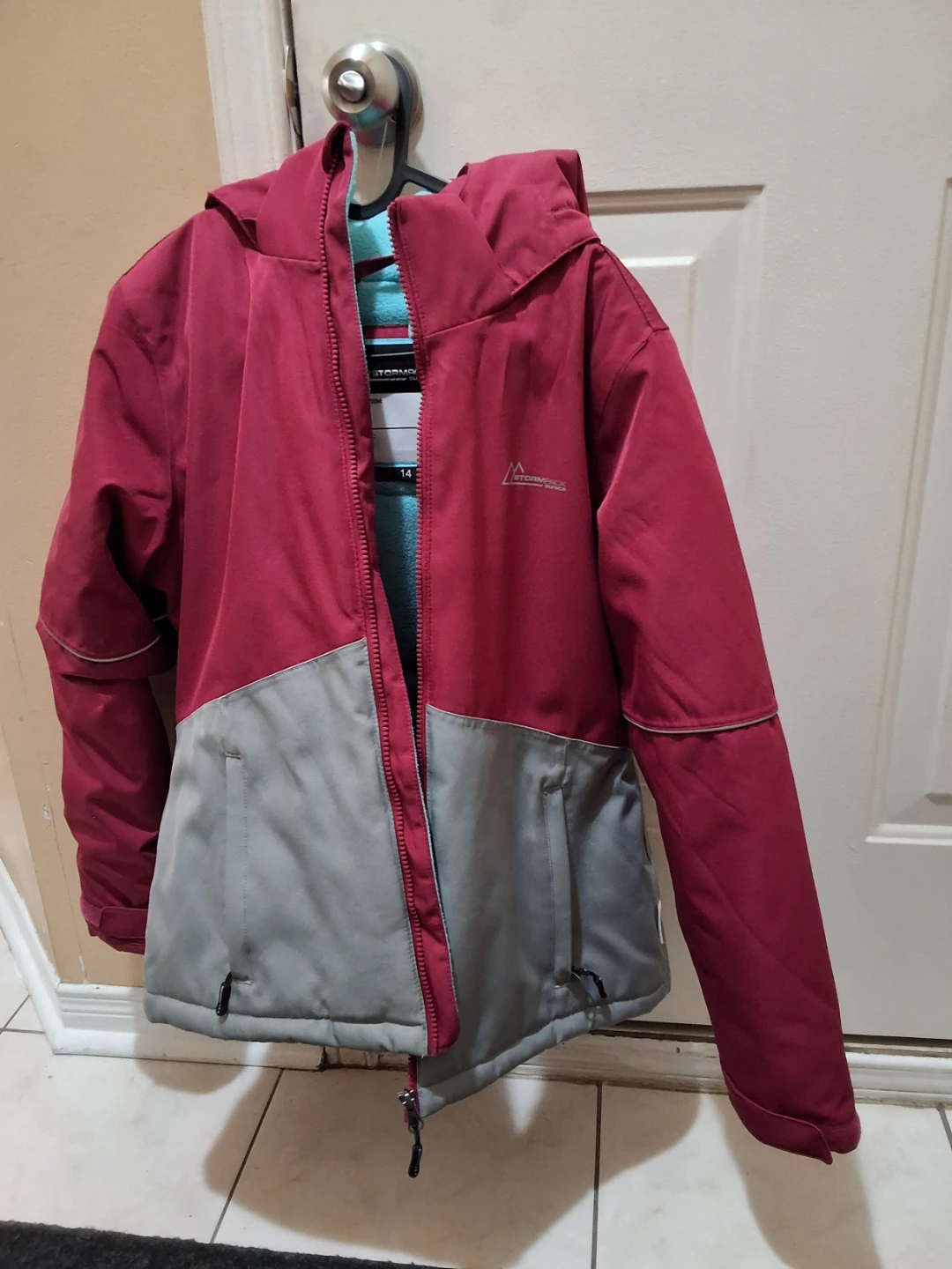 Stormpeak Kids winter jacket Size 14