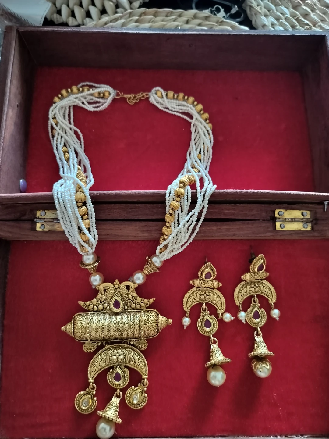 Gold-tone Necklace and Earring Set with White Beads - photo 2