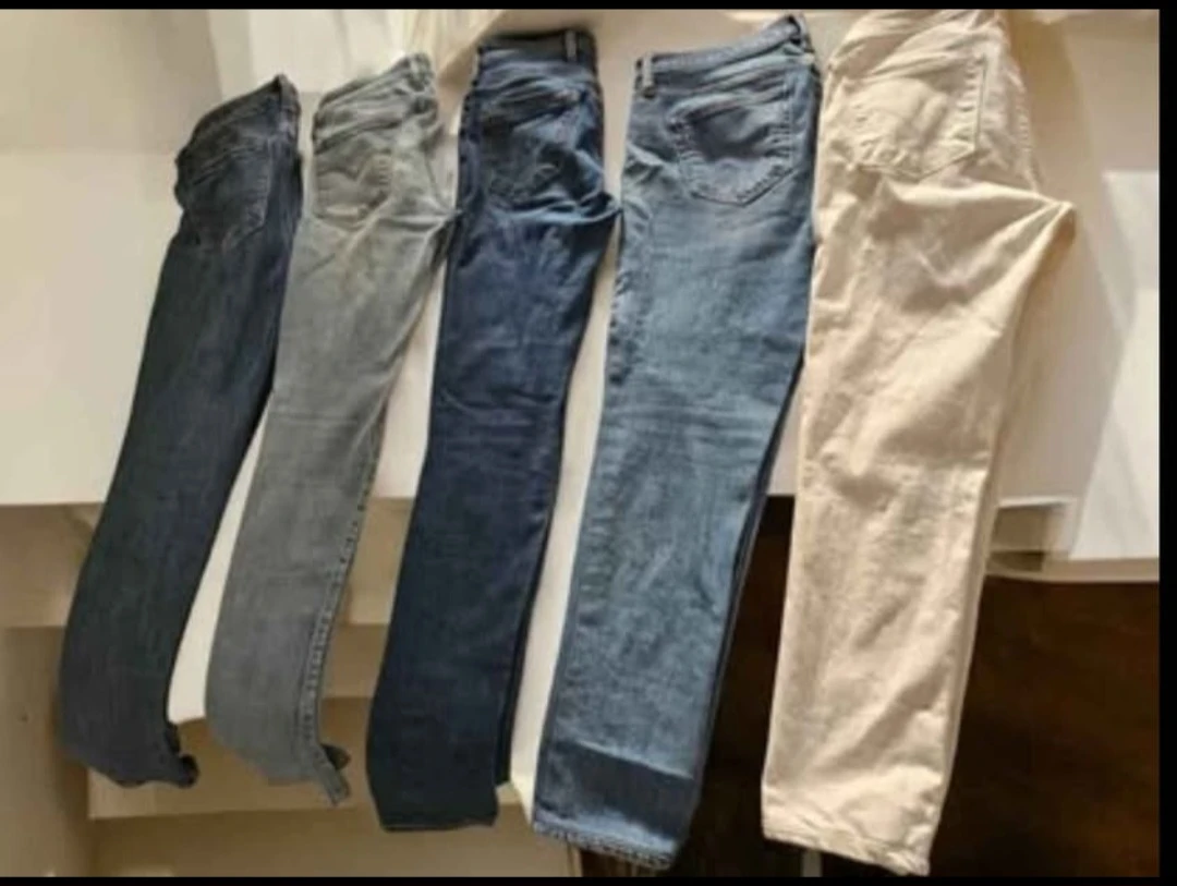 Women jeans