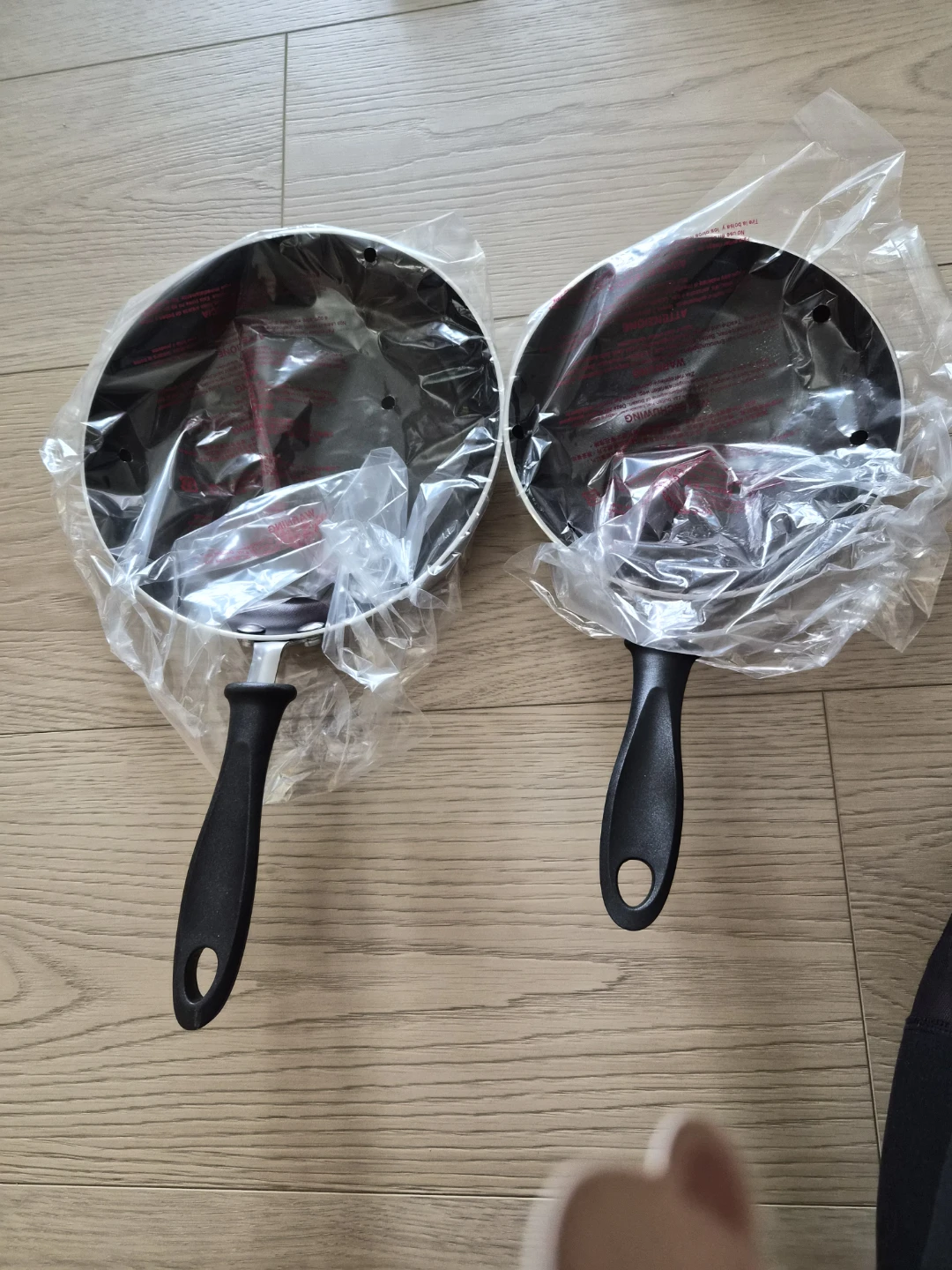 Set of 2 Frying Pans