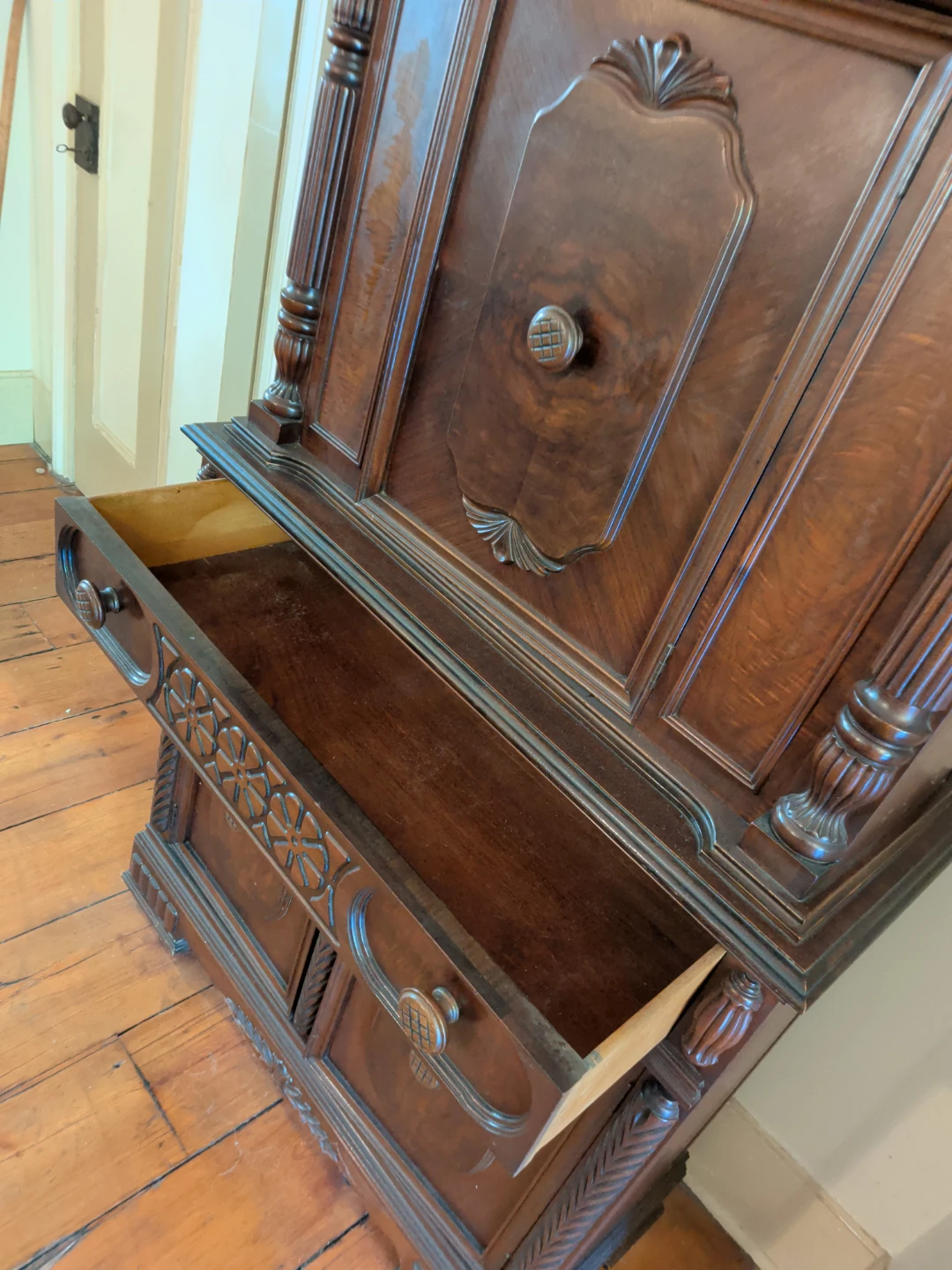 Vintage Wooden Cabinet with Doors and Drawers - photo 3