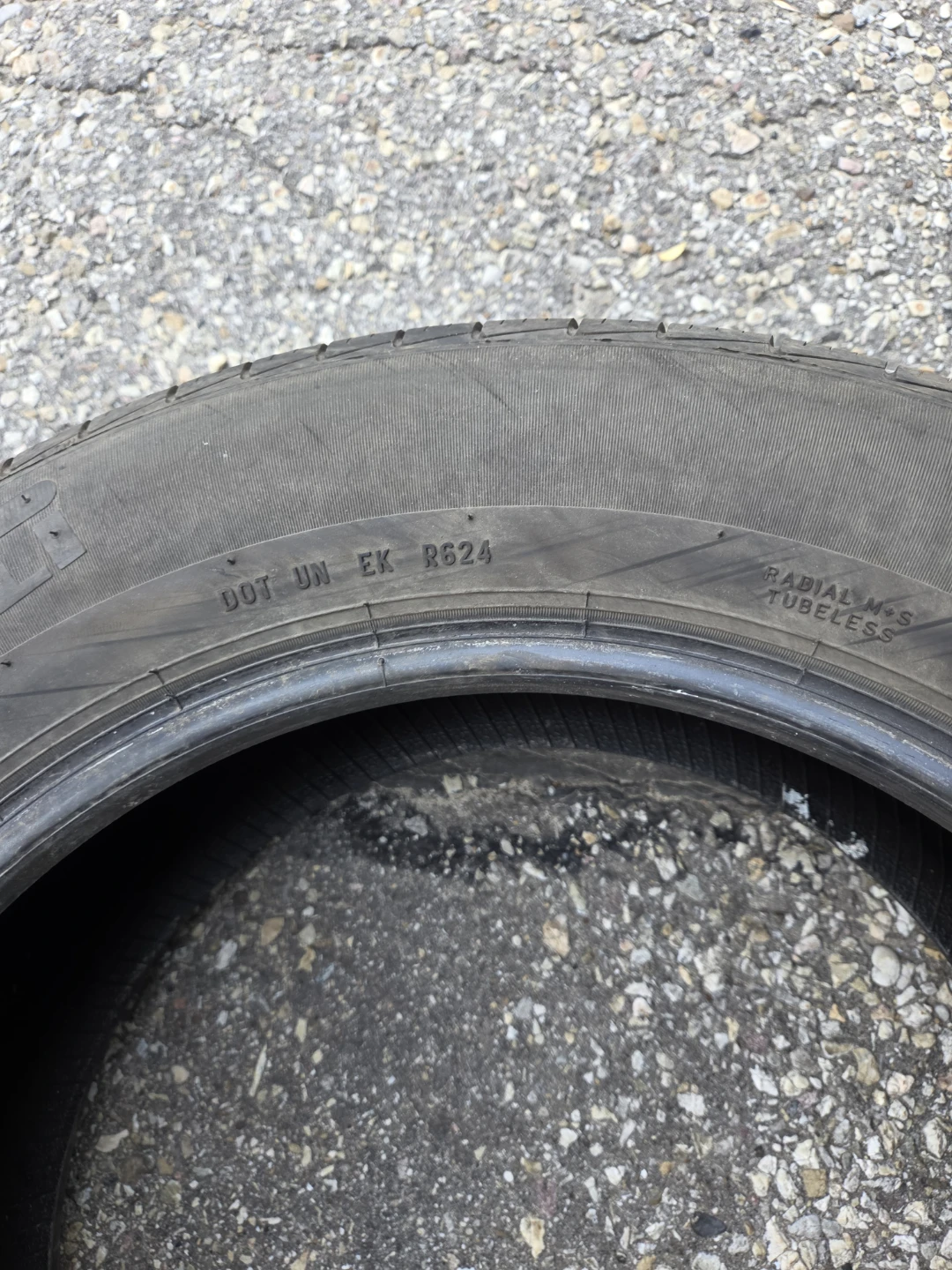 2 Tire Pirelli Tires - 235/55R17 - photo 5