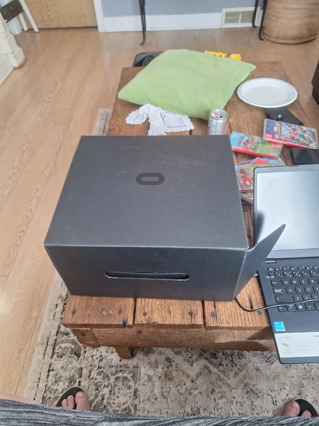 Oculus VR Headset with Controllers - photo 2