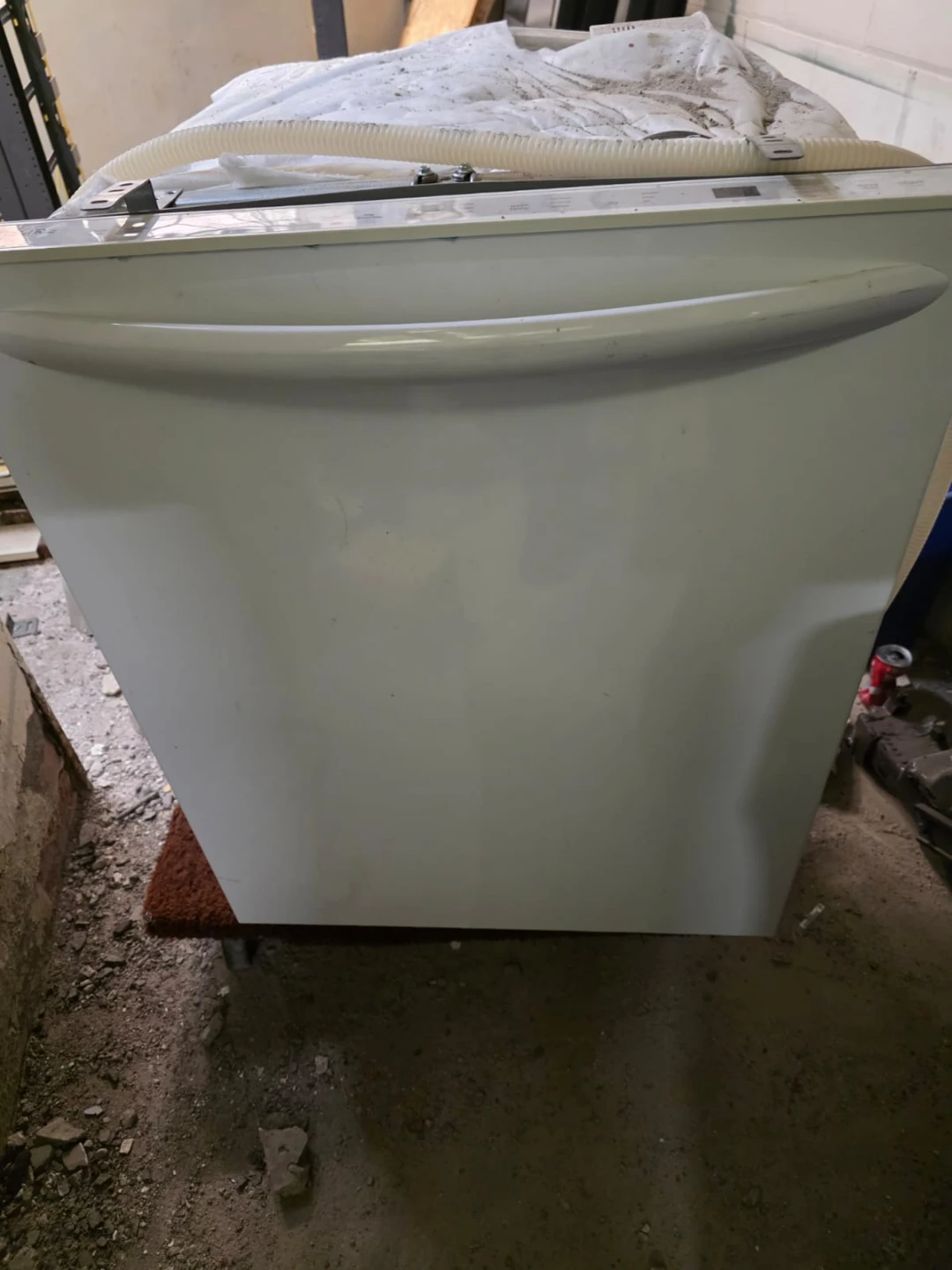 Frigidaire Dishwasher - photo 4