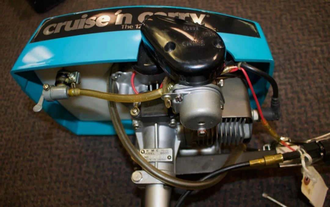 Cruise and carry 6600 boat motor - photo 2