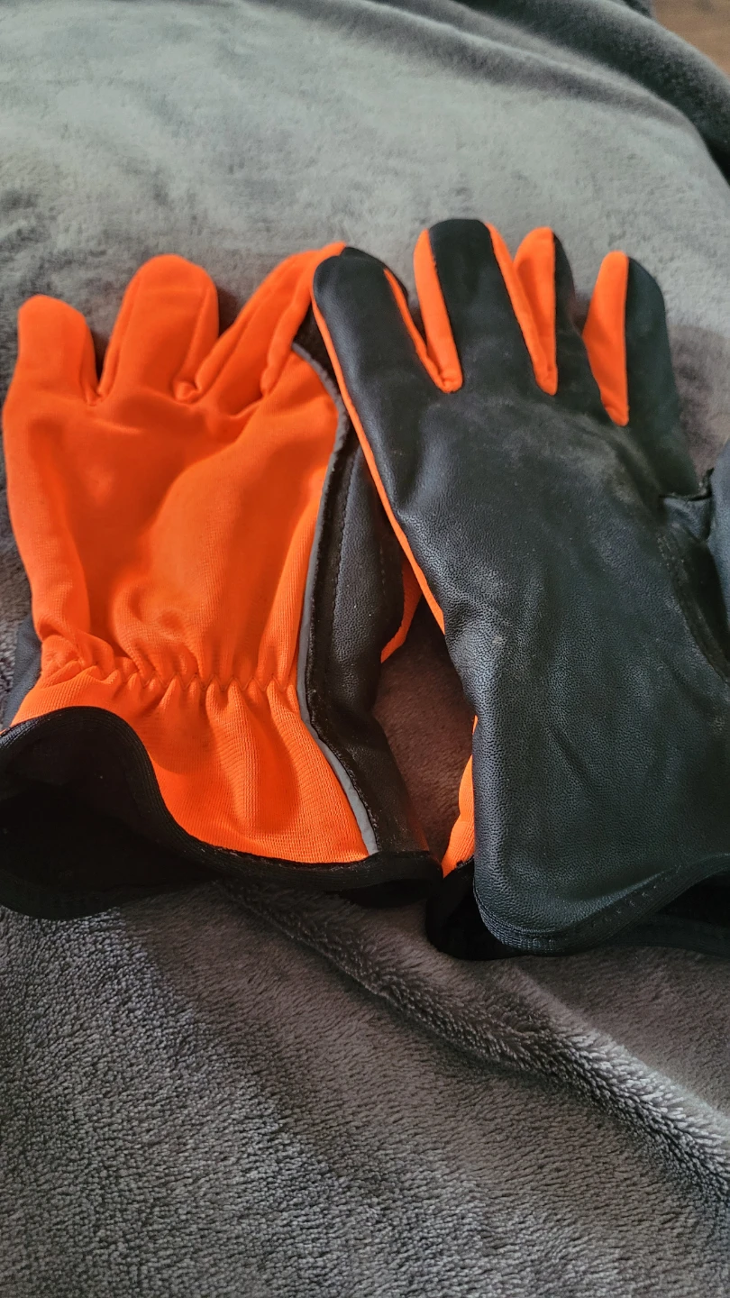 GREART DEAL HIGH VIS LOT SIZE MED AND A COUPLE LARGES - photo 2