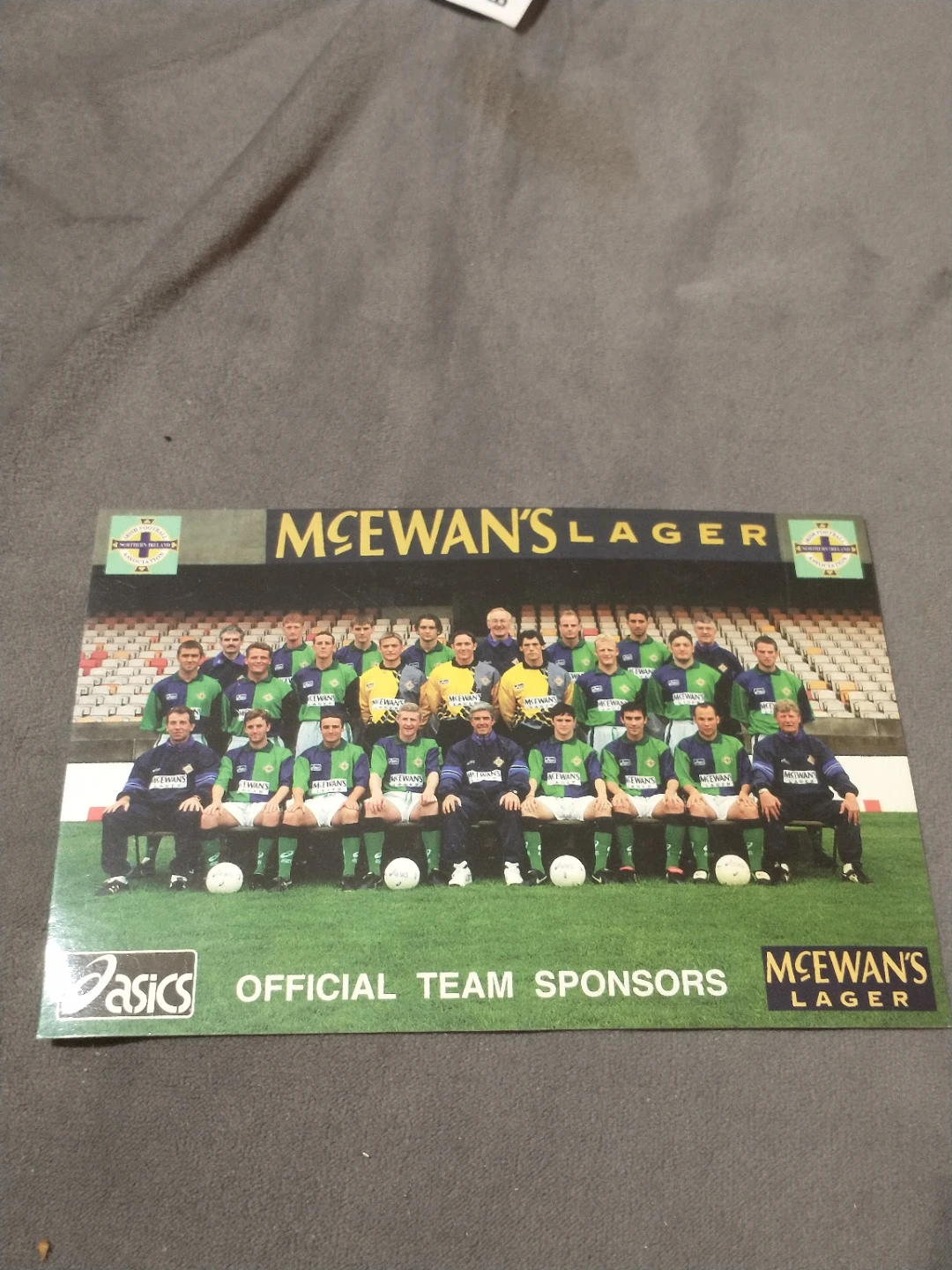 1997 Northern Ireland national team postcard - photo 3
