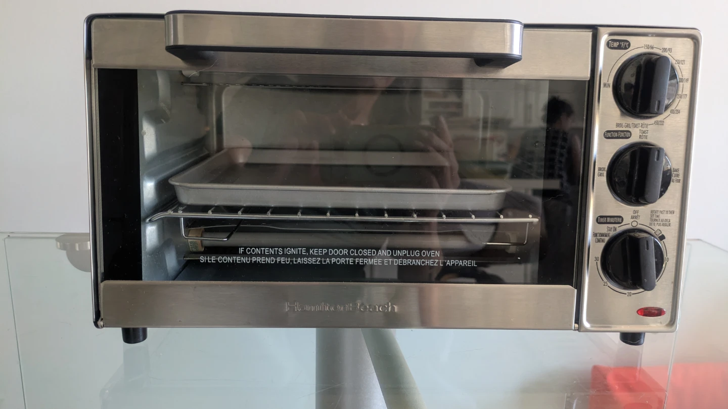 Hamilton Beach Toaster Oven - photo 2