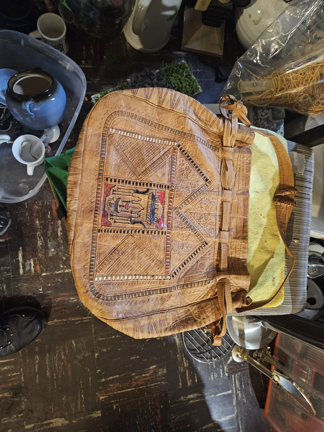 Brown Leather Hand-tooled Shoulder Bag - photo 2