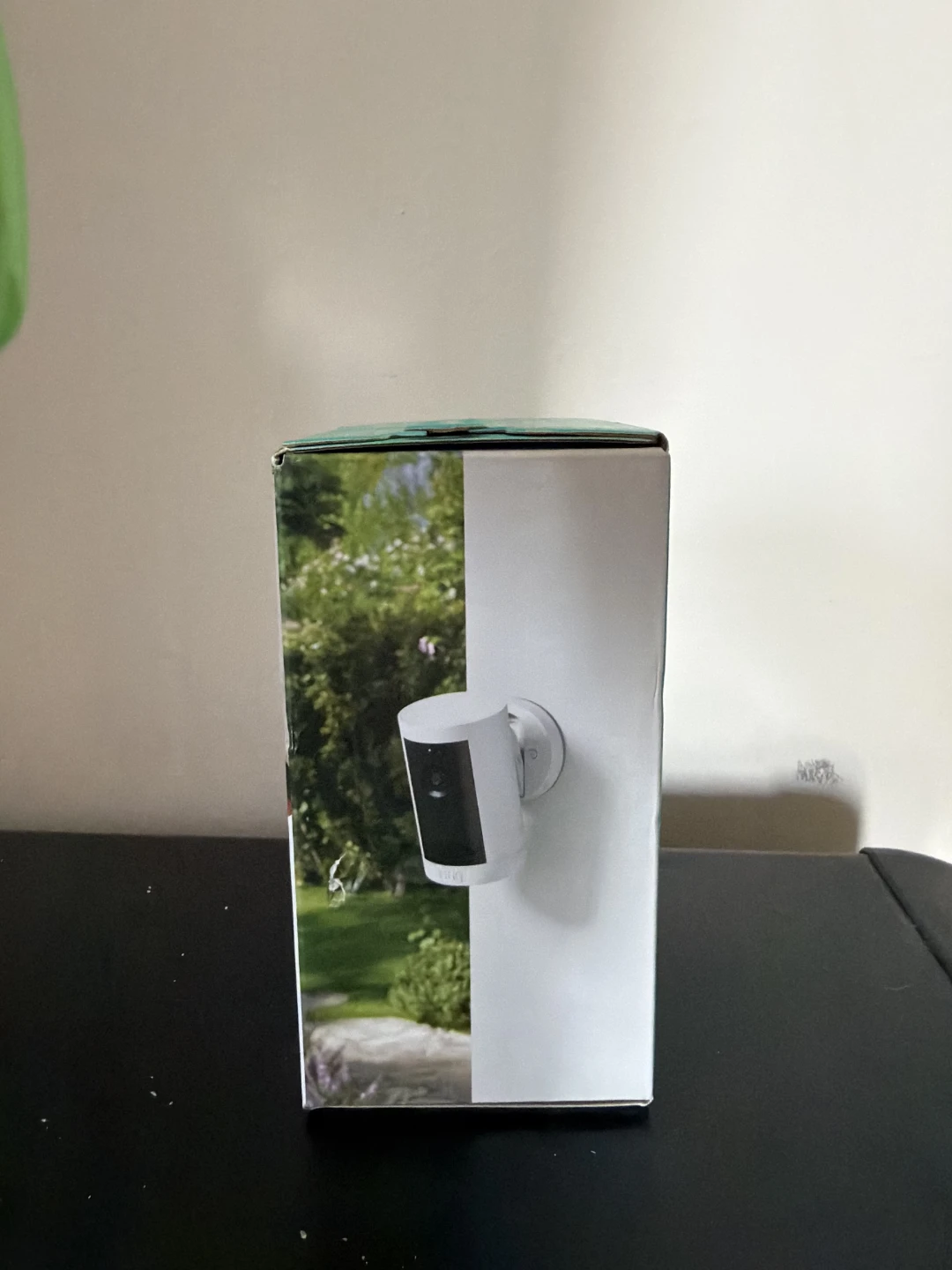Ring Outdoor Cam Plus - photo 2
