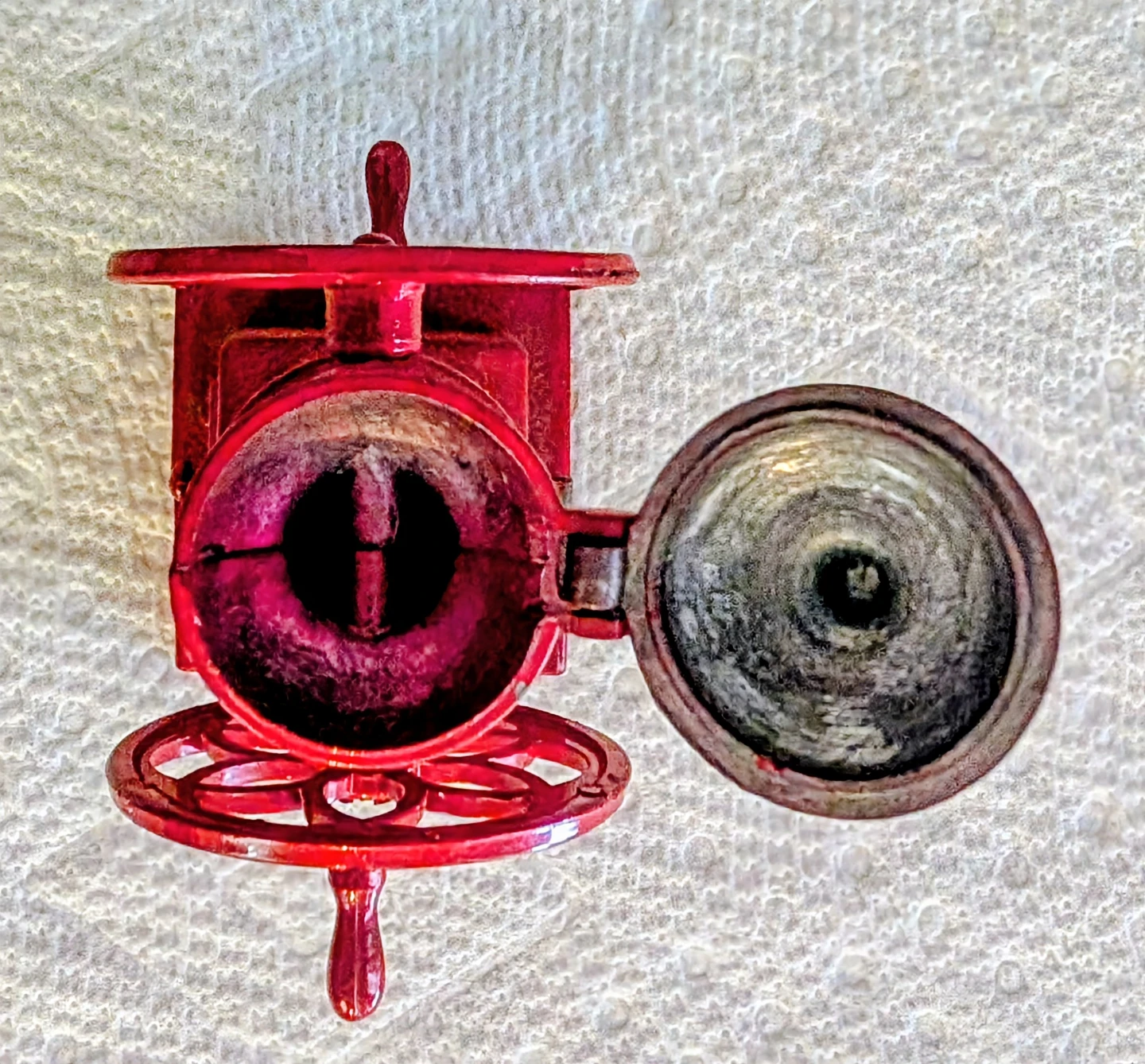 Red Coffee Grinder Pencil Sharpener - photo 3