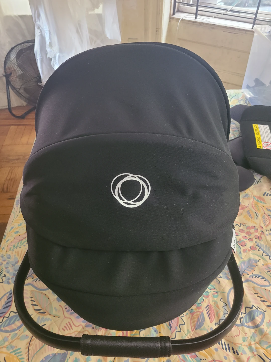 Bugaboo Baby Car Seat and base - photo 3
