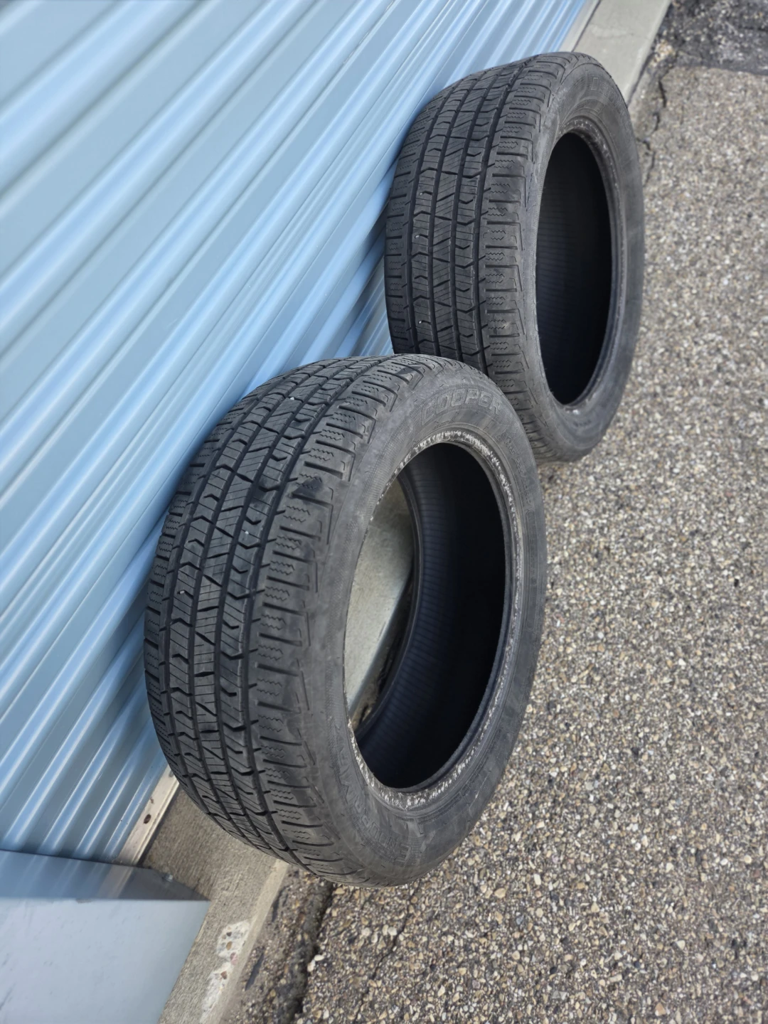 2 225/50R17 Enduramax Tires