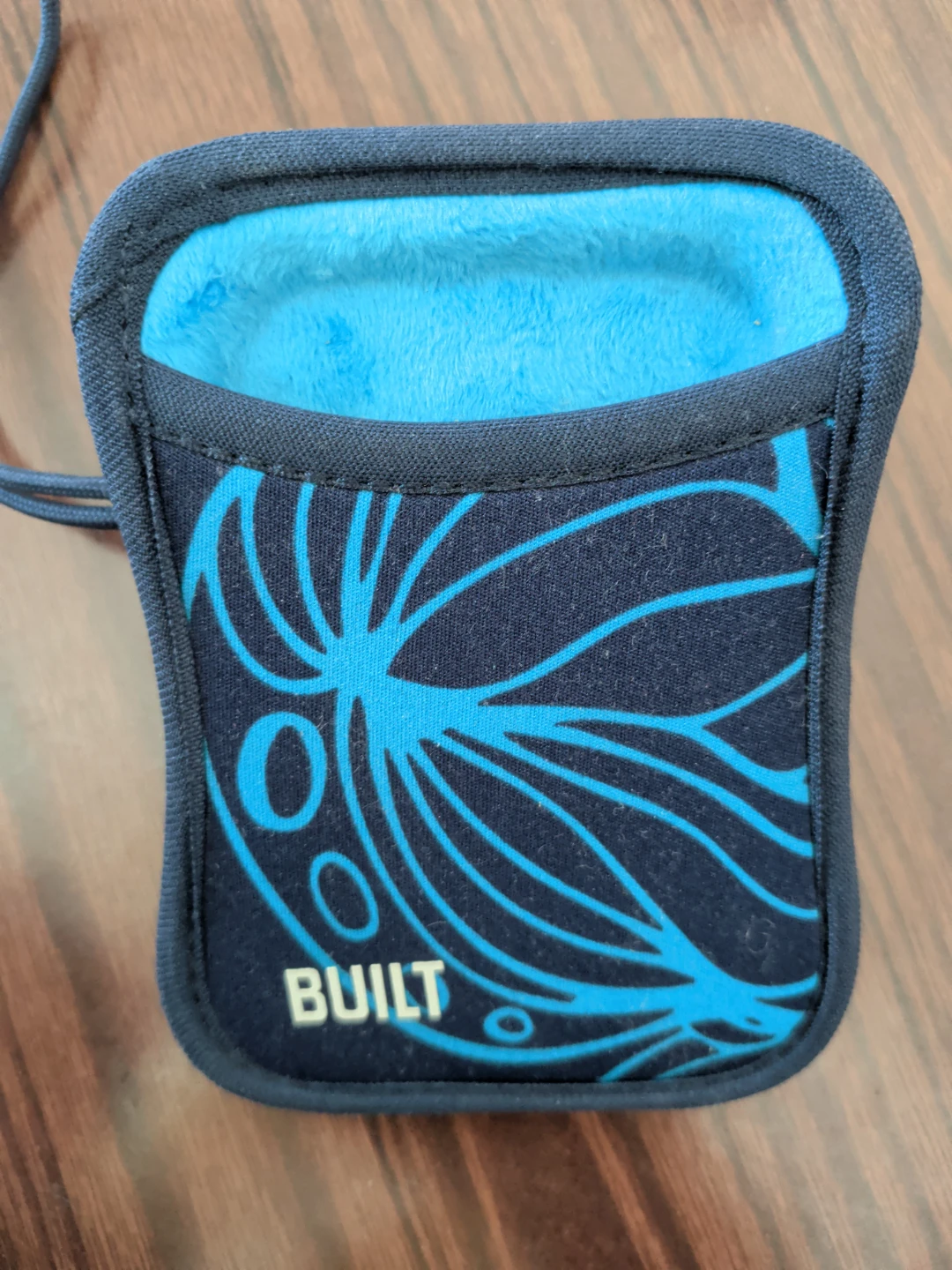 BUILT Hoodie Camera Case - Ultra Compact - photo 4